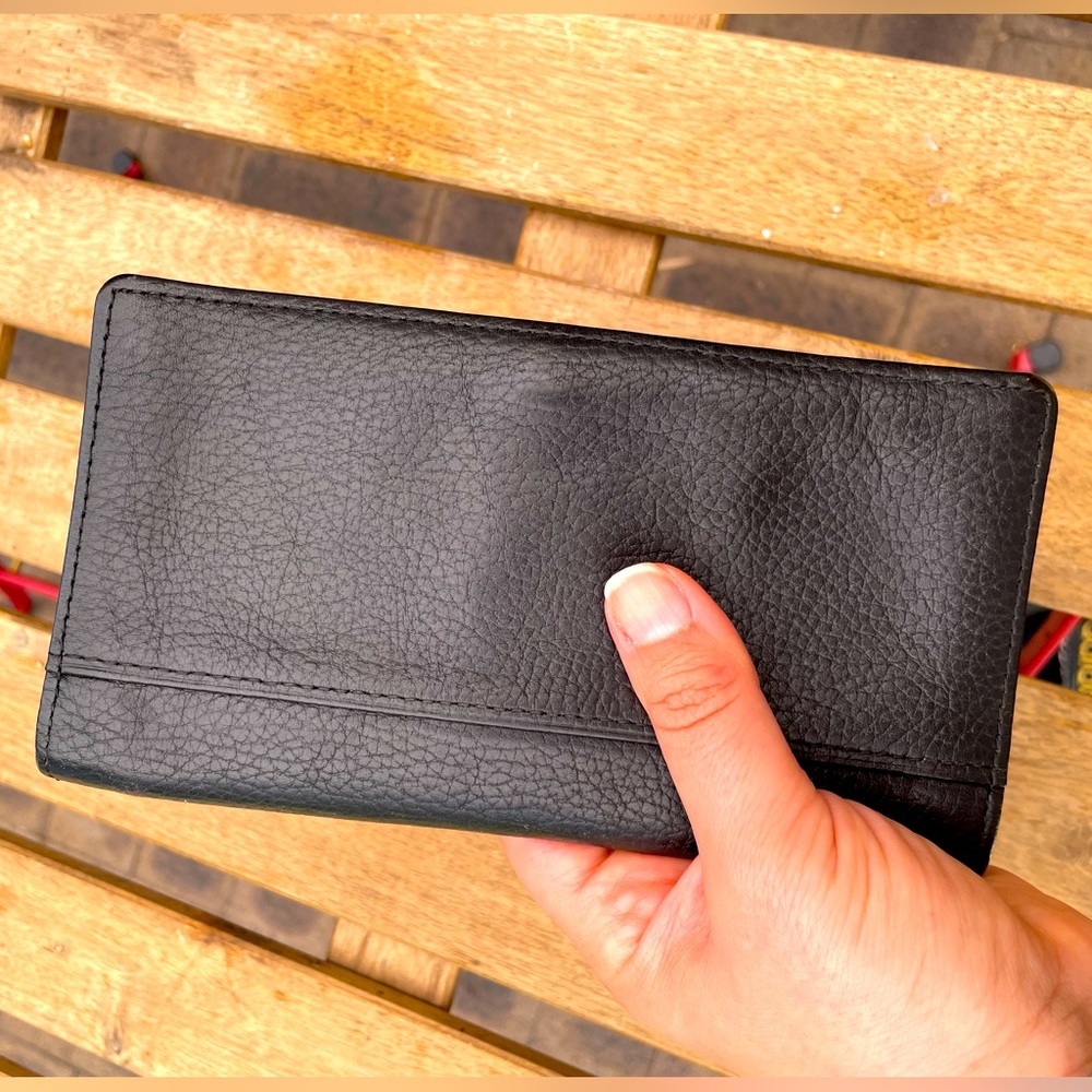 Black Leather Wallet - Picture 1 of 5
